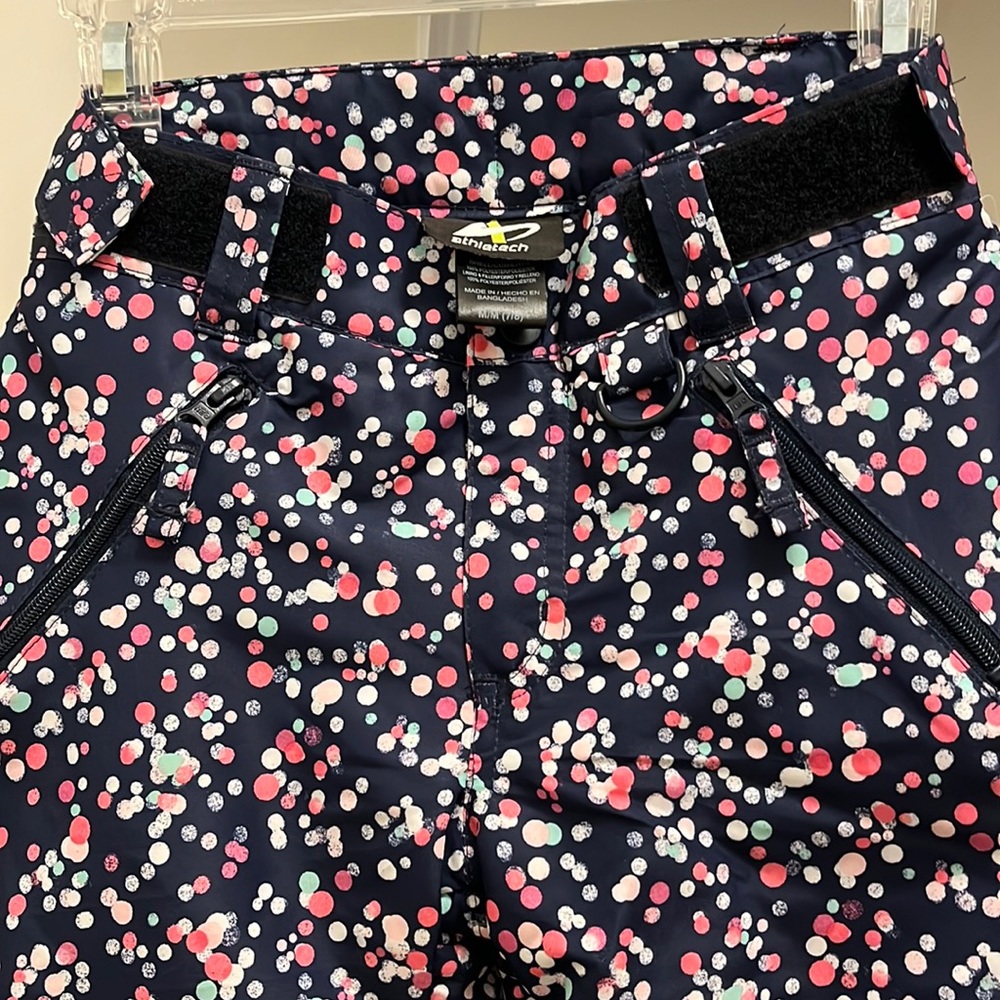 Girls NWT snow ski pants size 7/8 medium